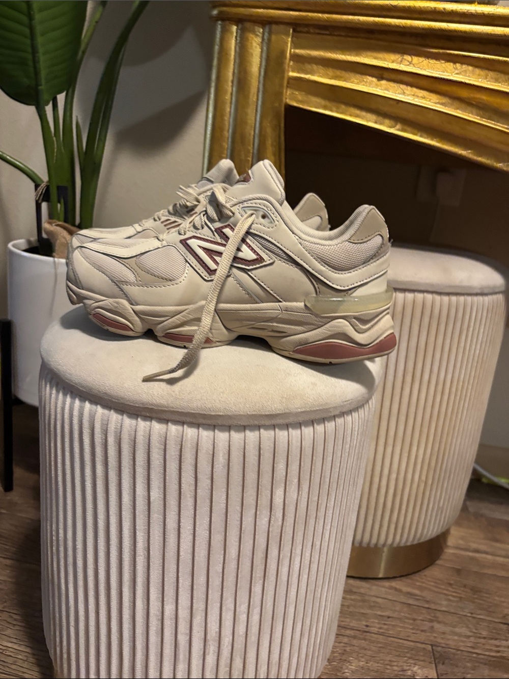 New Balance Cream Sneakers with Mauve Trim
